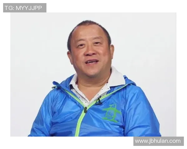 曾志伟与足球明星的浪漫情缘揭秘是否真的爱上了他们